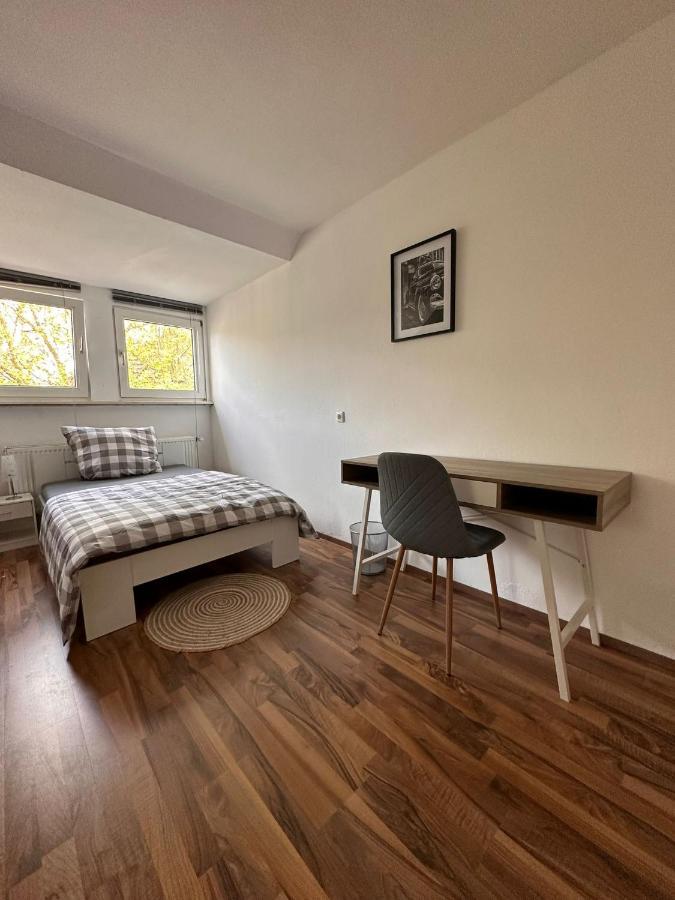 Zimmer Im Zentrum - In Der Naehe Zum Hauptbahnhof Paderborn Zewnętrze zdjęcie