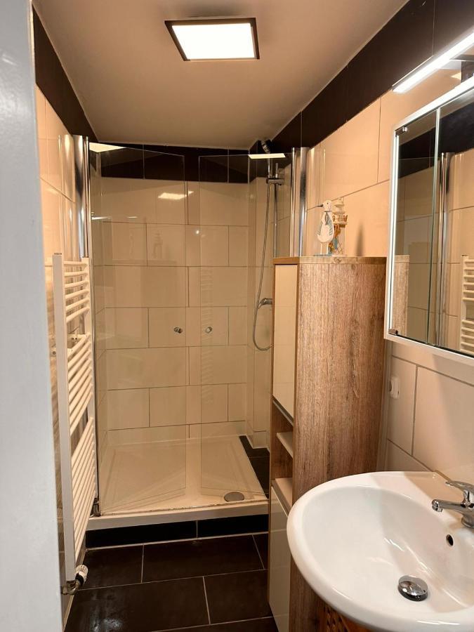 Zimmer Im Zentrum - In Der Naehe Zum Hauptbahnhof Paderborn Zewnętrze zdjęcie